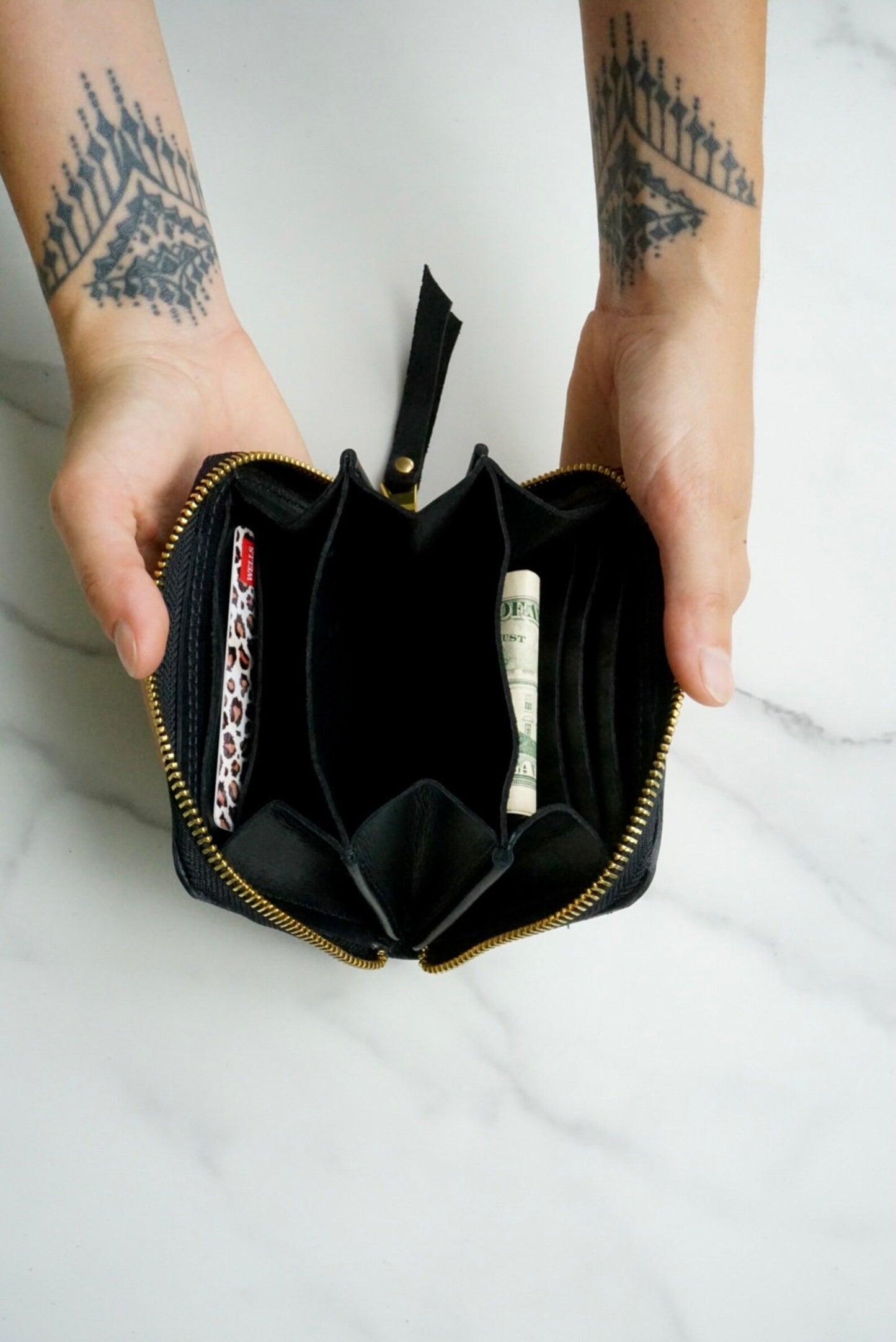 The TOOSH Zipper Wallets
