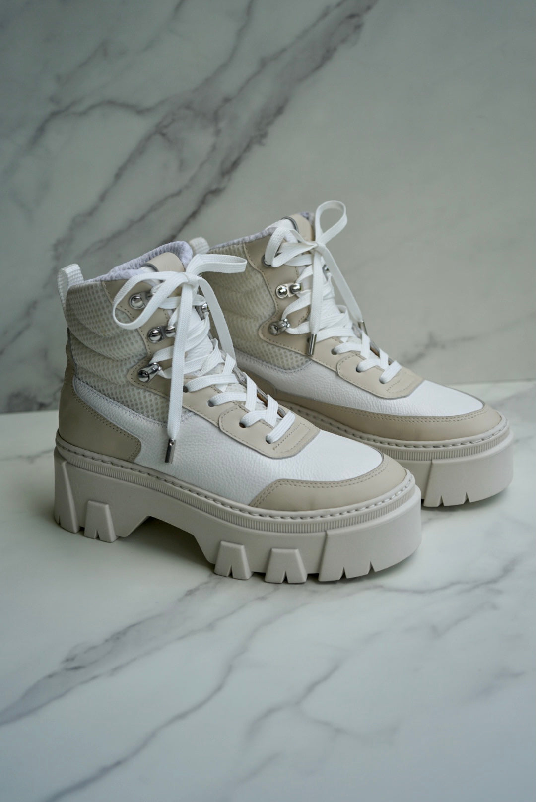 (New) The VIMA Boots