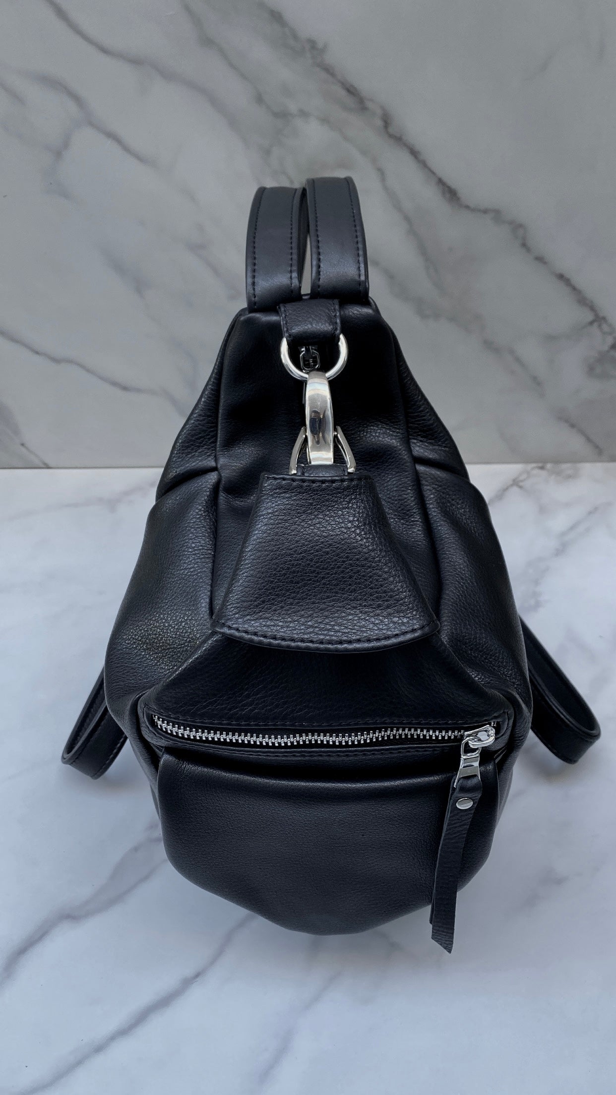 The CLEO (Medium)